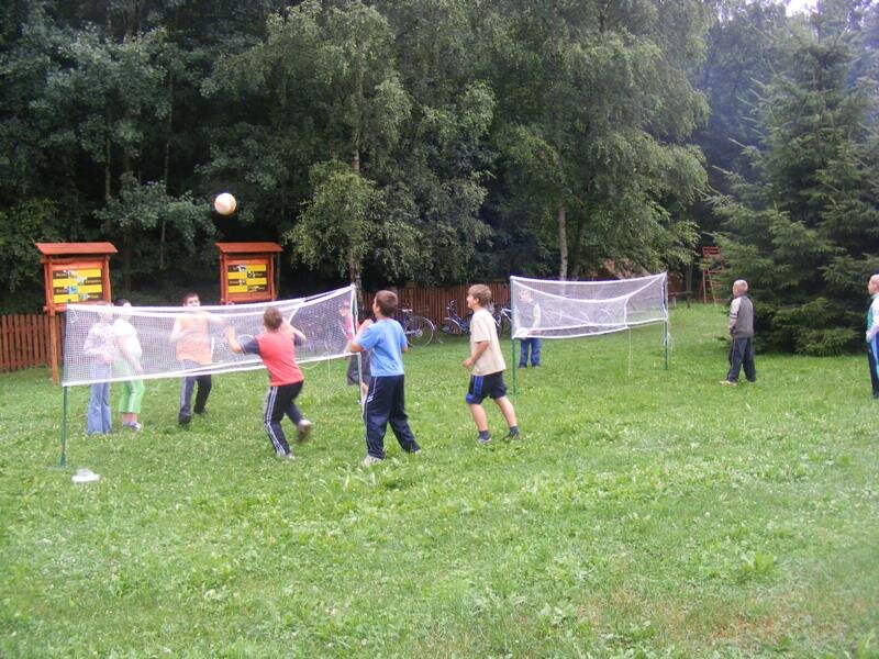 Podczas wizyty w siedzibie kola mysliwskiego LOS.jpg